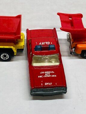 3 VNTG Diecast Matchbox LesneyMercuryLAFD, Airport Hwy Mtc Truck/Unbranded Chevy